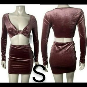 🆕Mauve Velvet Long Sleeve Crop Top & Mini Skirt Set~ SIZE S